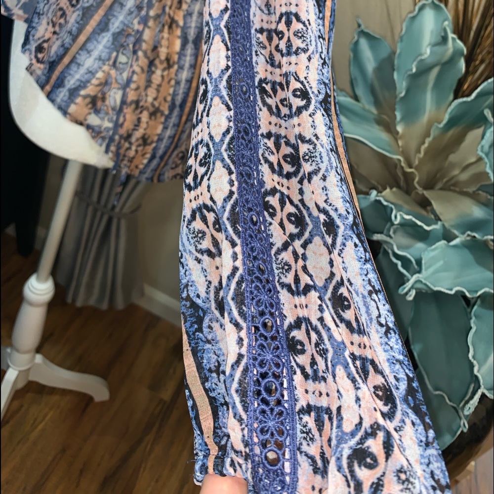 American Rag blouse - Picture 3 of 8